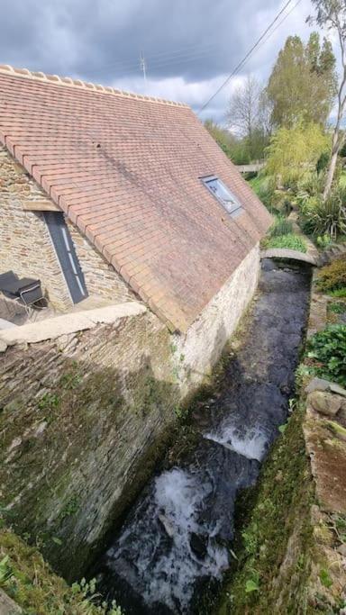 Willa Ancien Moulin Pres D'Un Ruisseau Sallen Zewnętrze zdjęcie